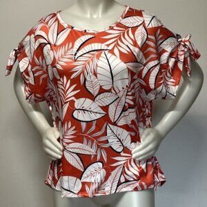 Wrapper Coral and Cream Leaves Top